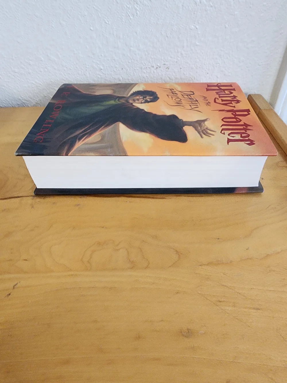 Harry Potter and the Deathly Hallows — Orange Cover Coffee Table Book